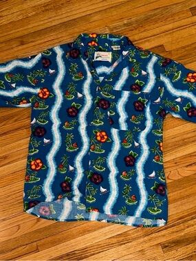 Vintage 90’s Montage Tropics Hawaiian Button Up Shirt